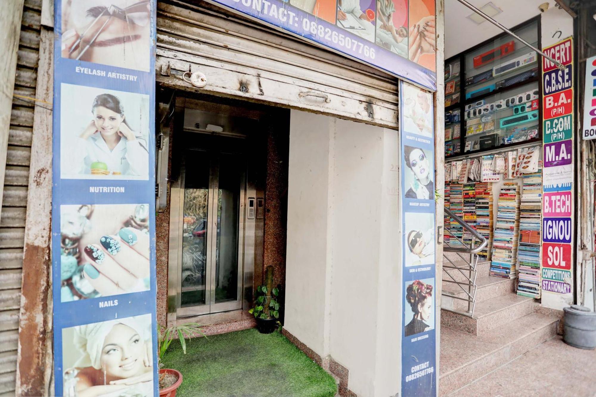 Aashiyana Homes Nueva Delhi Exterior foto
